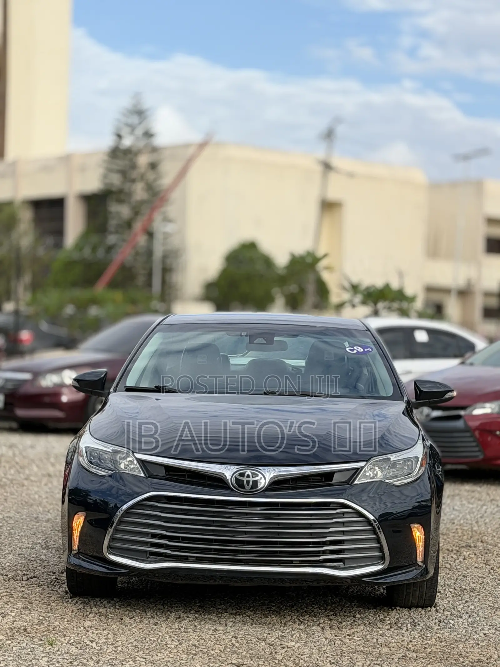 Toyota Avalon XLE Plus Sedan FWD (3.5L 6cyl 6A) 2017 Black