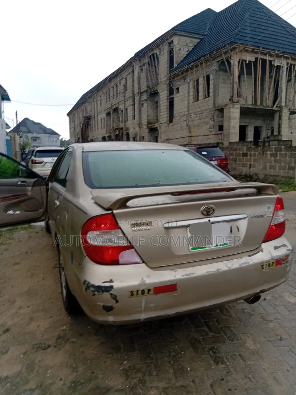 Toyota Camry 2004 Gold