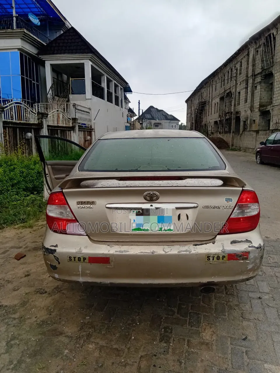 Toyota Camry 2004 Gold