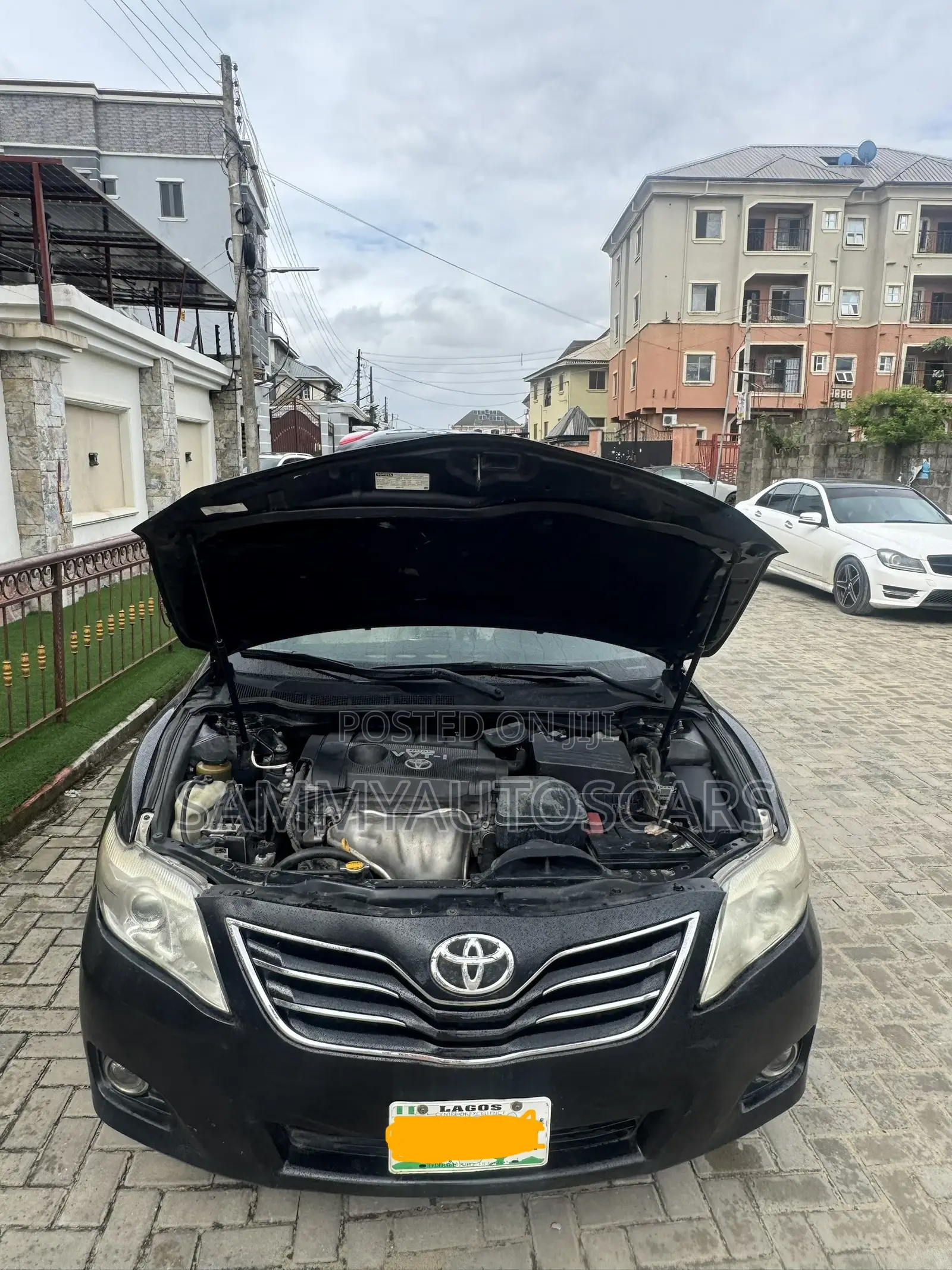 Toyota Camry Base 4dr Sedan (2.5L 4cyl 6M) 2010 Black