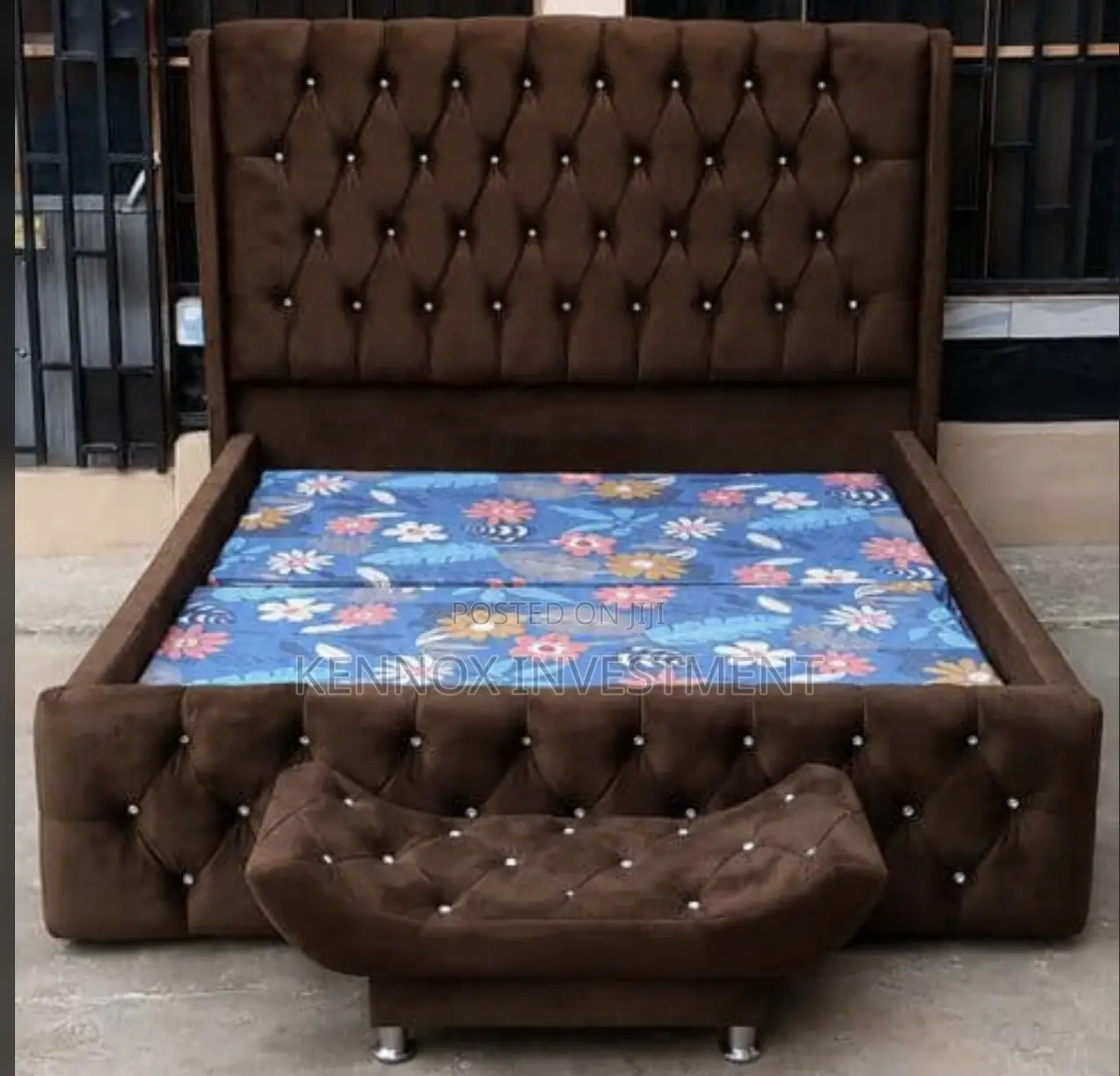 Topnotch 6 by 6 Bedframe With an Ottoman