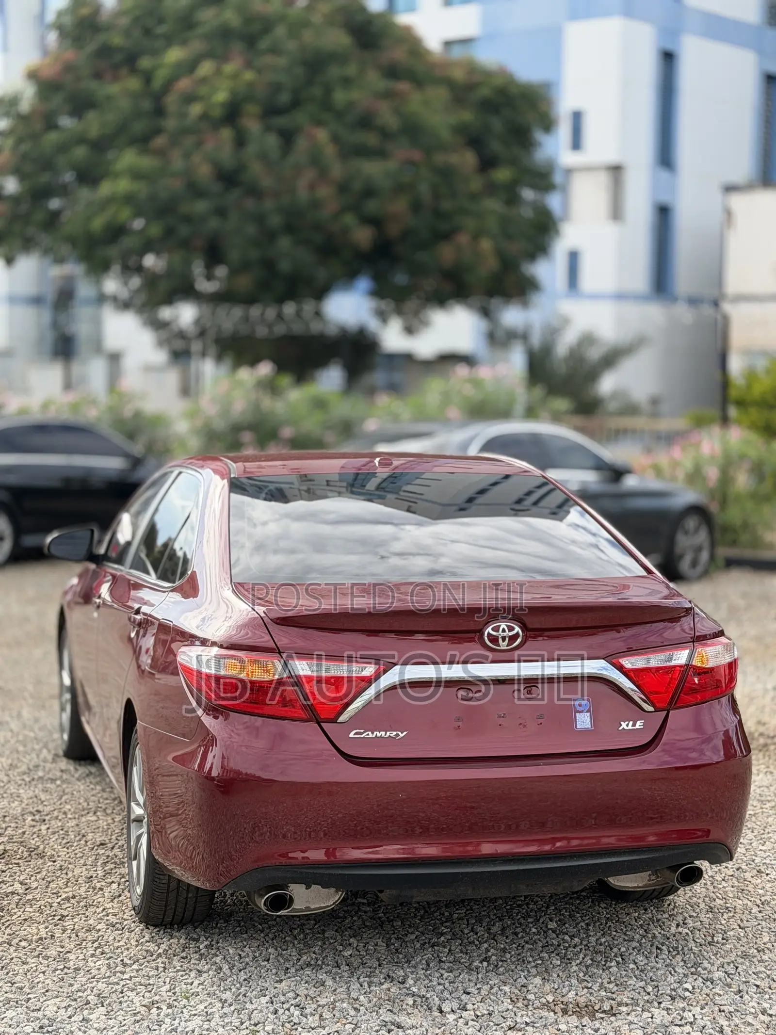 Toyota Camry XLE V6 4dr Sedan (3.6L 6cyl 6A) 2016 Red