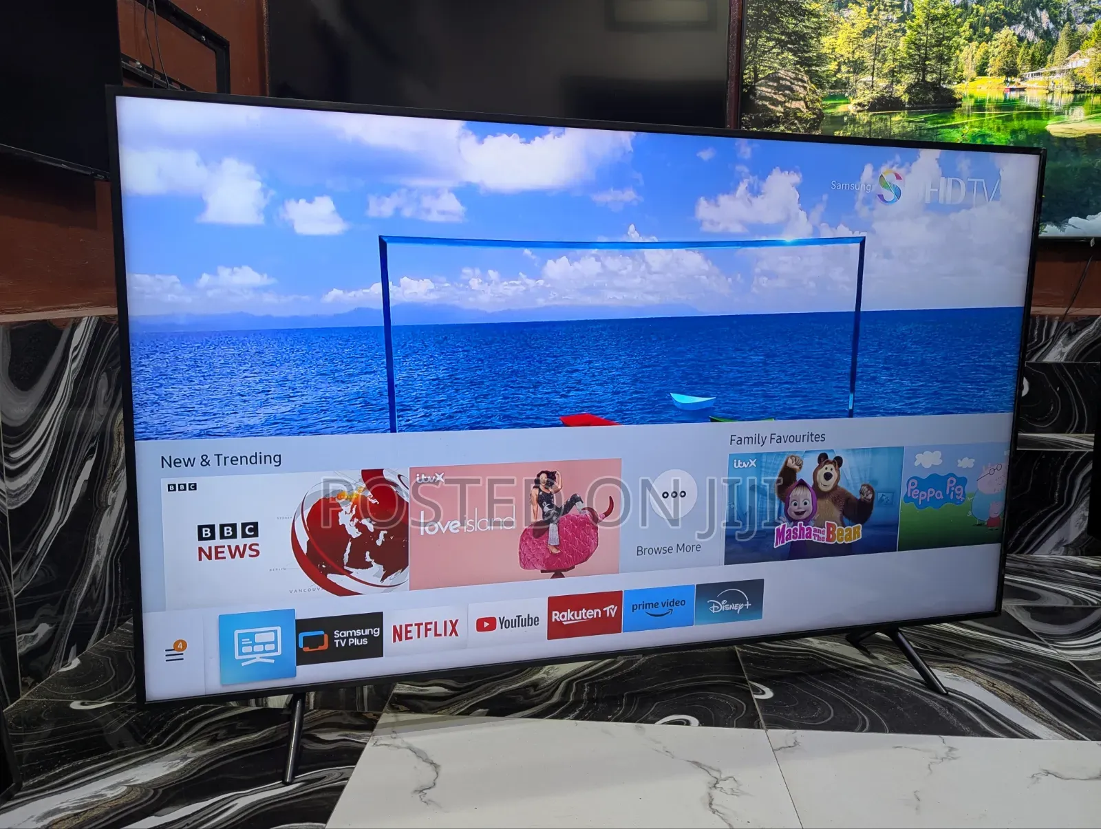 Samsung 65" Crystal Clear UHD HDR Sleek Design Smart TV UK Used