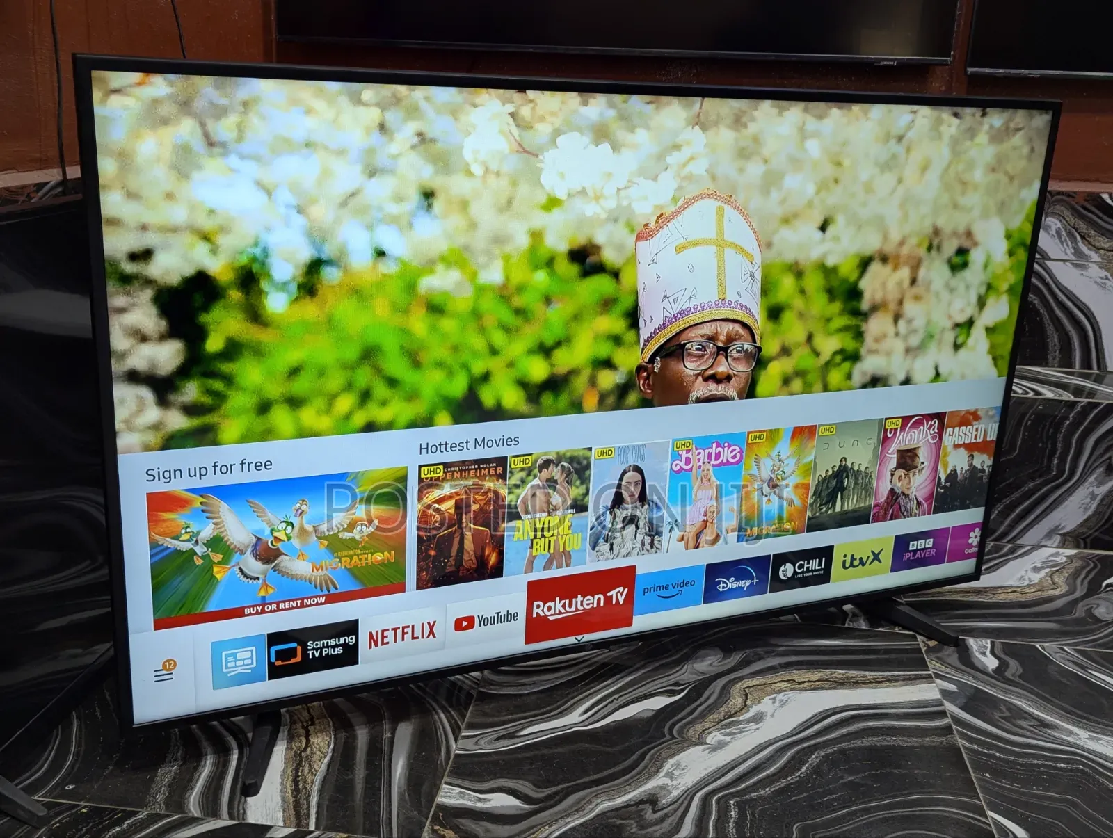 Top Notch Samsung 55" Crystal Clear UHD HDR Sleek Design Smart TV