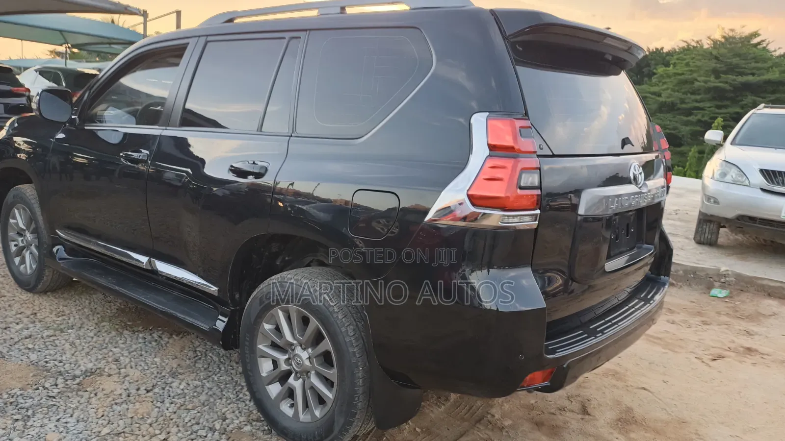 Toyota Land Cruiser Prado 2018 Black