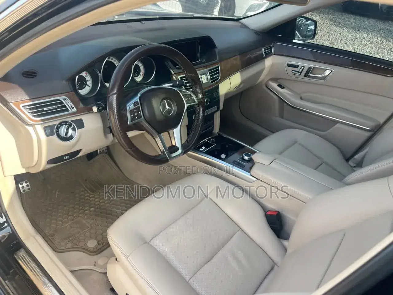 Mercedes-Benz E350 Base 4Matic Sedan AWD (3.5L 6cyl 7A) 2015 Black