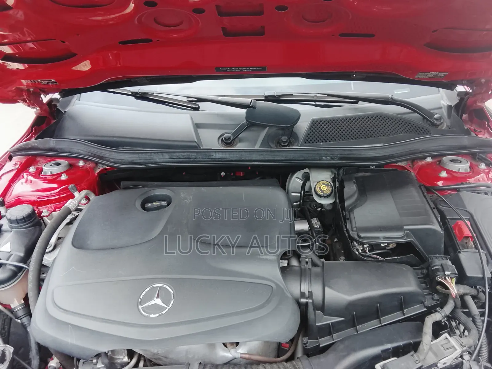 Mercedes-Benz GLA 250 2016 Red