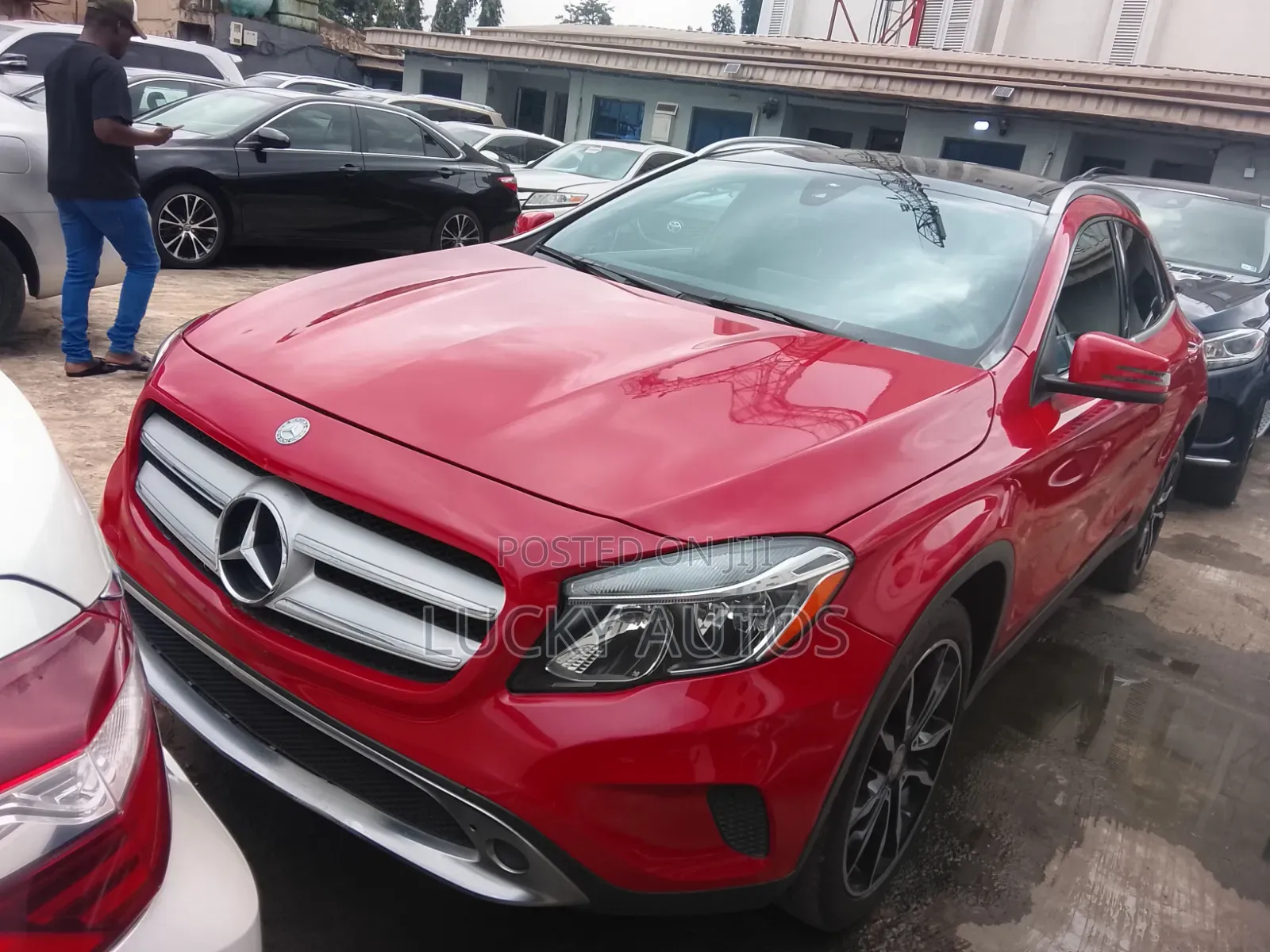 Mercedes-Benz GLA 250 2016 Red