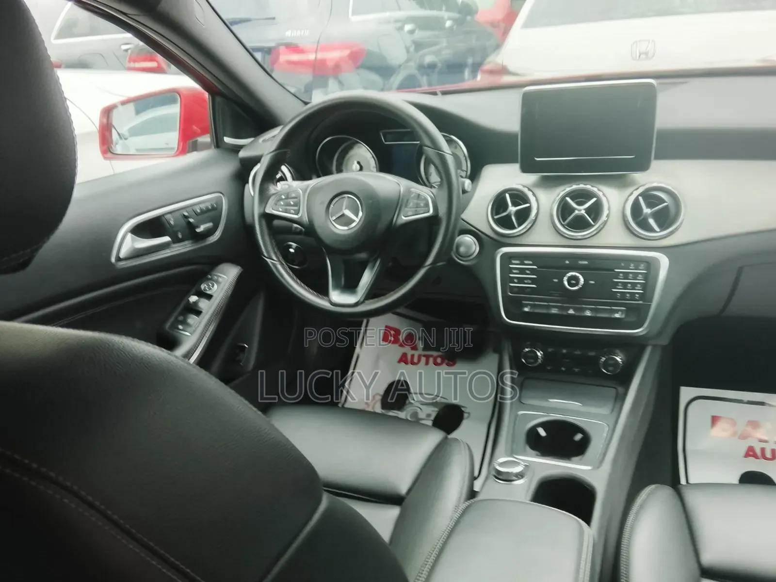Mercedes-Benz GLA 250 2016 Red