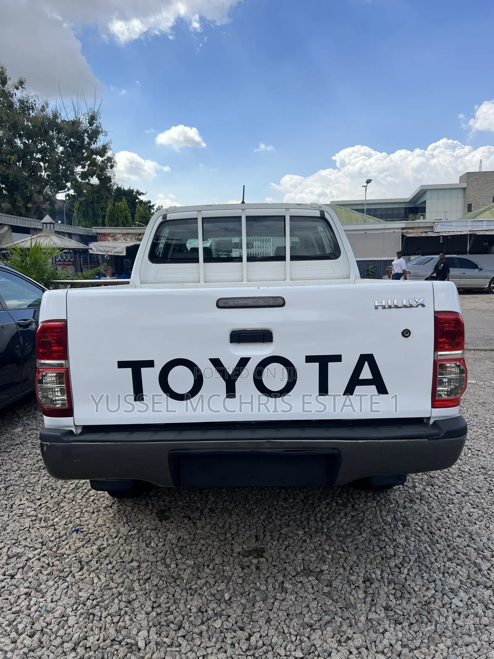 Toyota Hilux 2013 White