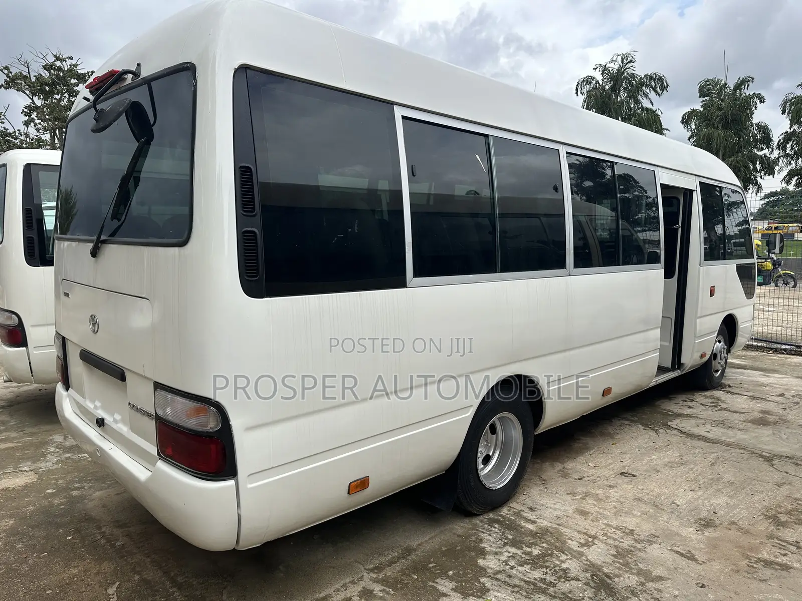 Toyota Coaster 2018 White