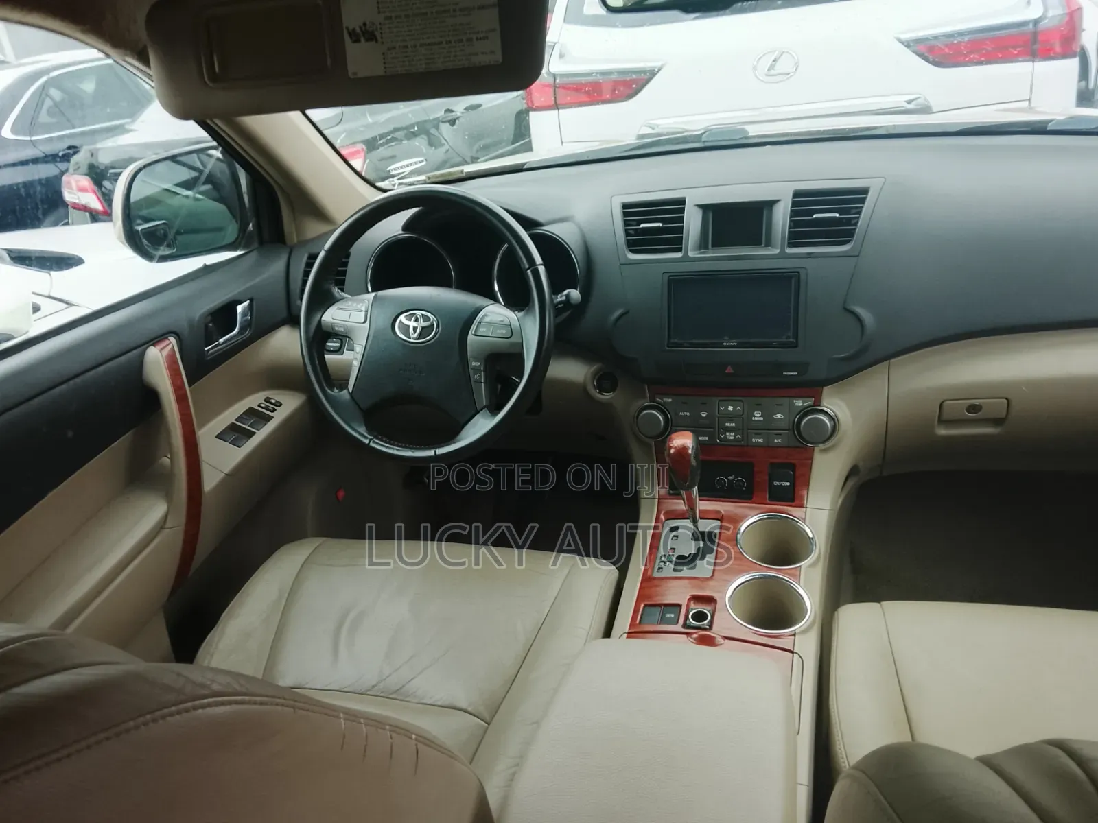 Toyota Highlander 2009 Gold