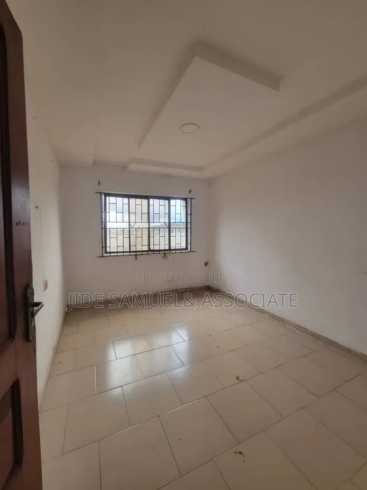 Mini Flat in Ayobo for rent