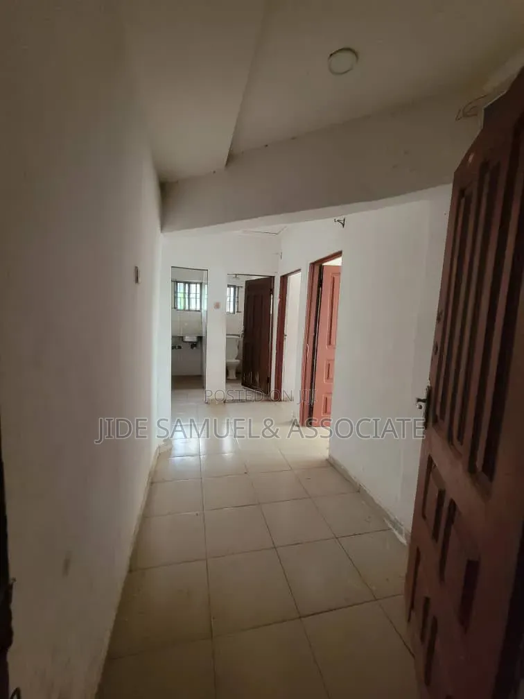 Mini Flat in Ayobo for rent