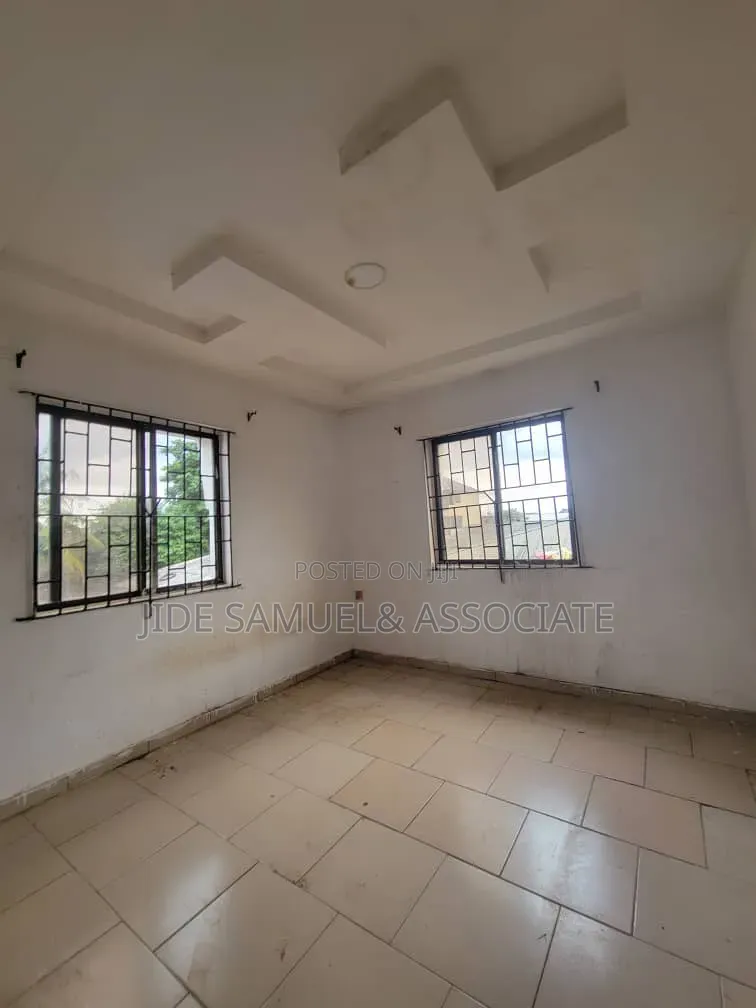 Furnished Mini Flat in Ayobo for rent