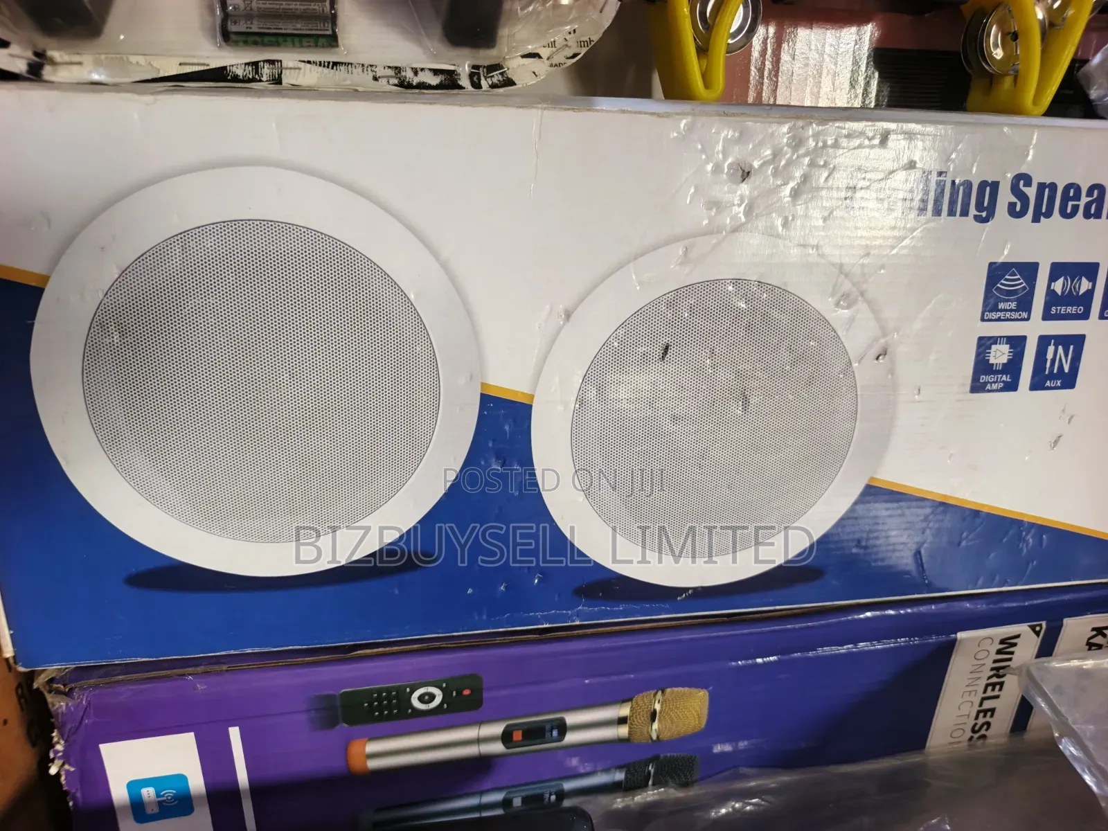 2 PCs Wireless Bluetooth Ceiling/Pop Speakers With a Built-in Digital.