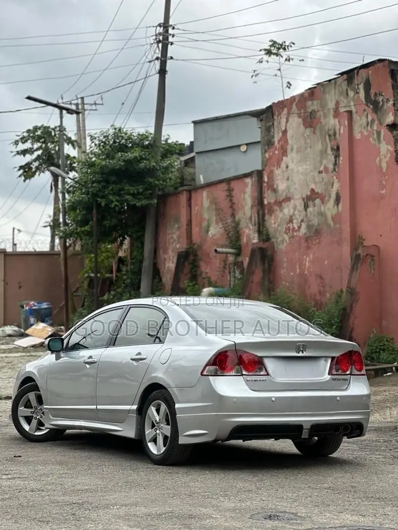 Honda Civic 2010 Silver