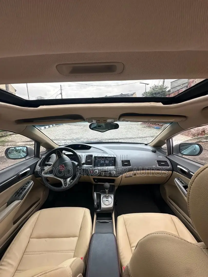 Honda Civic 2010 Silver