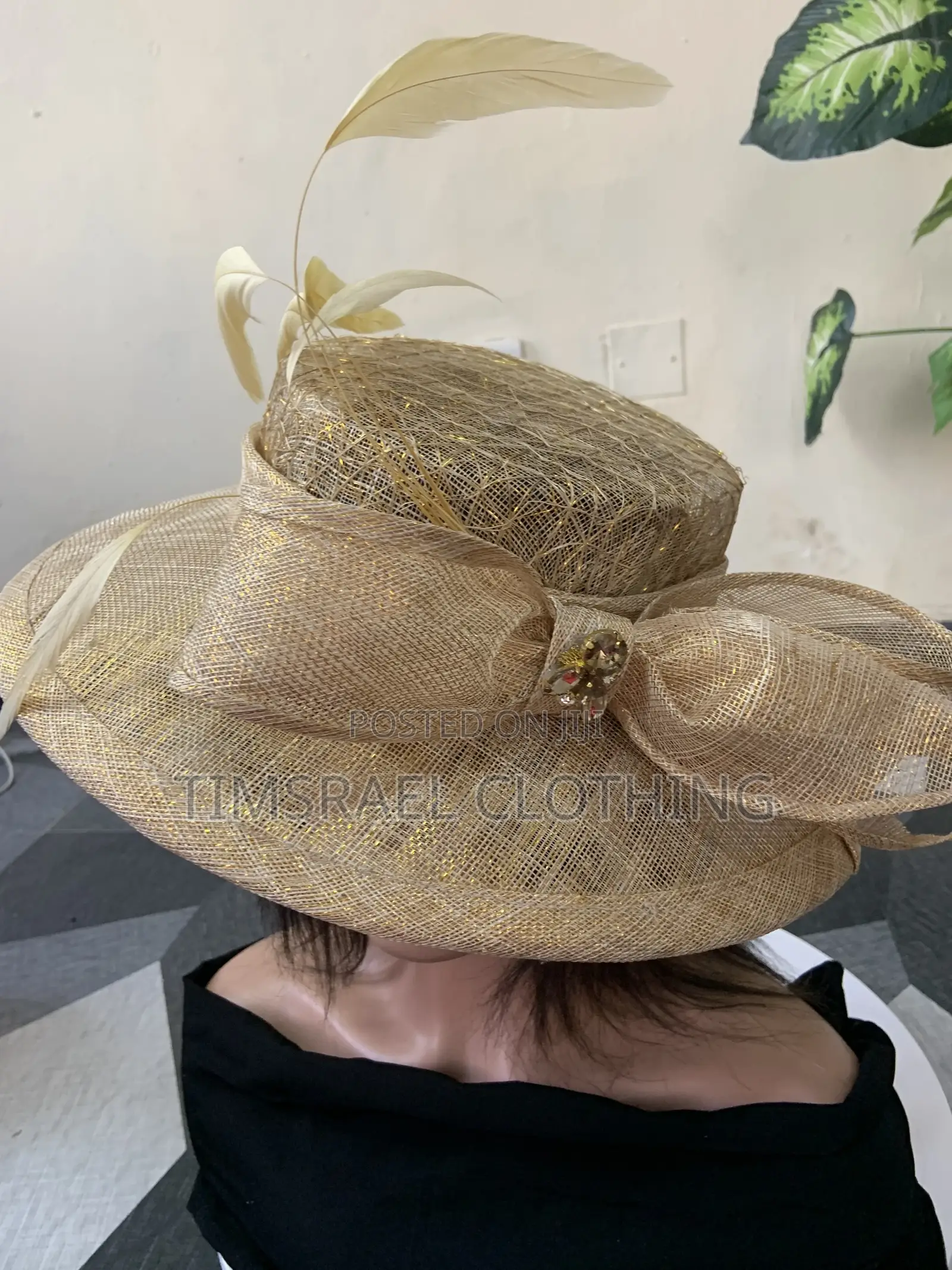 Champagne Gold Cinamen Hat