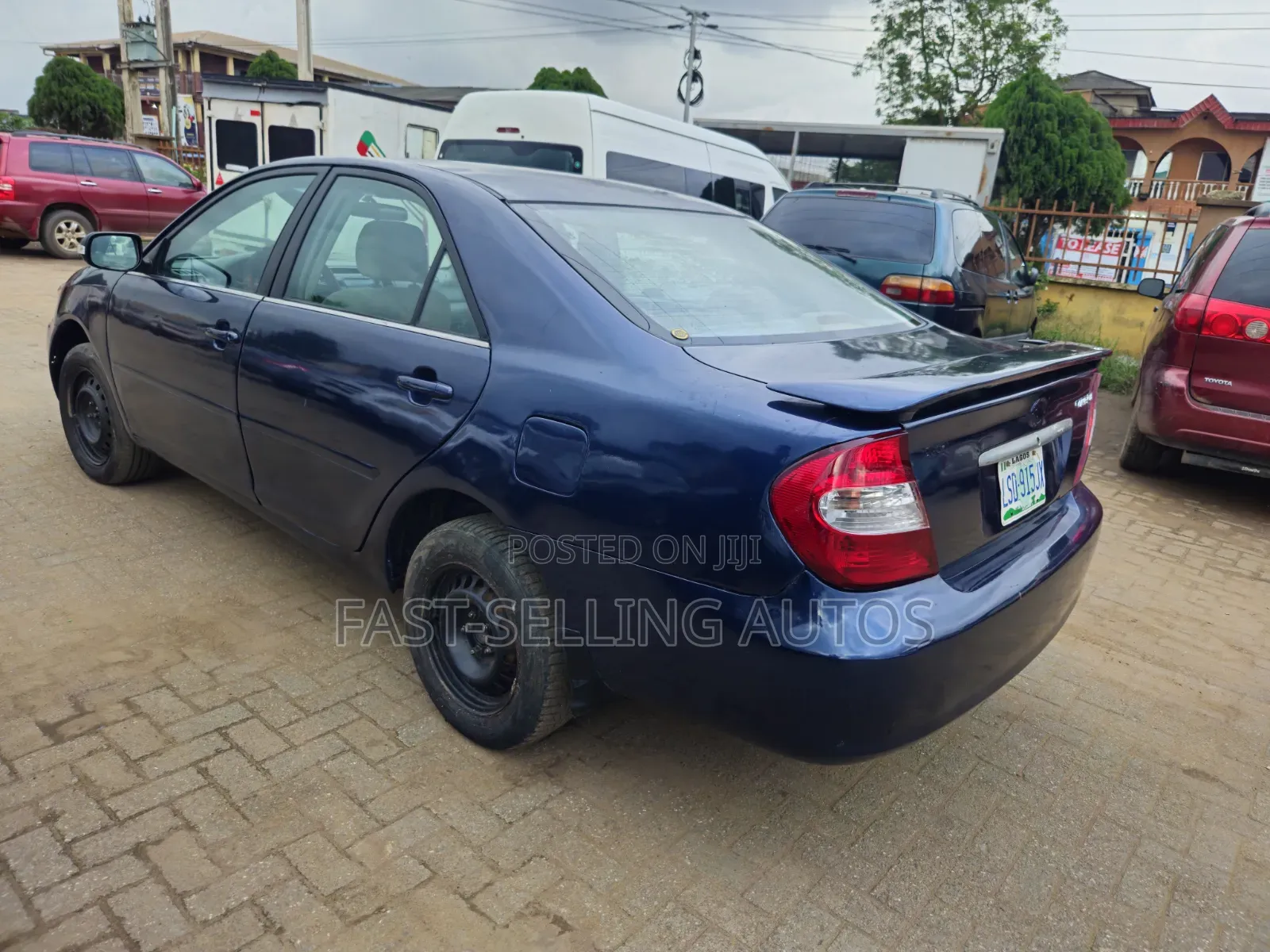 Toyota Camry LE 4dr Sedan (2.4L 4cyl 5M) 2002 Blue