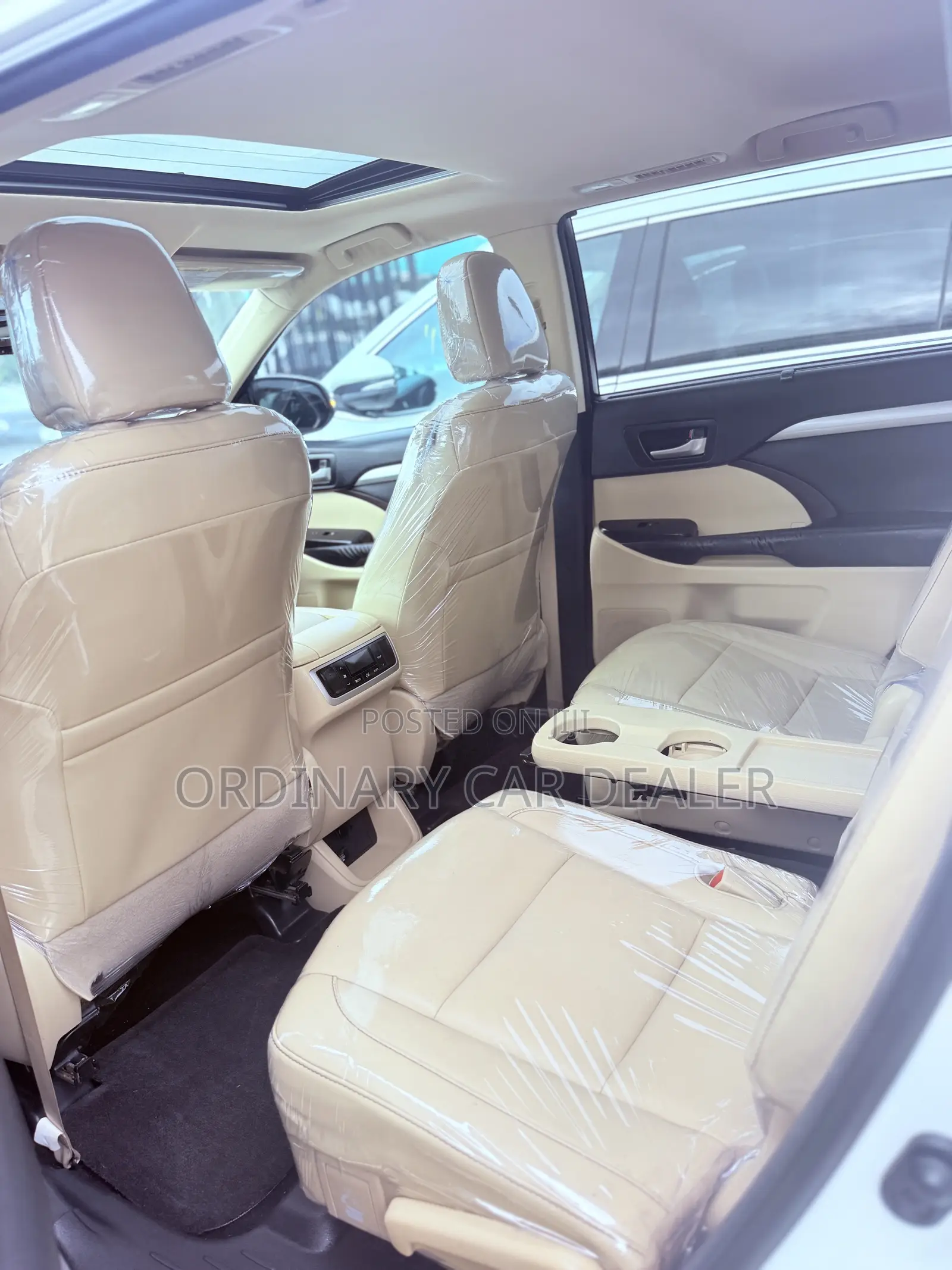 Toyota Highlander XLE 4dr SUV AWD (3.5L 6cyl 6A) 2015 White