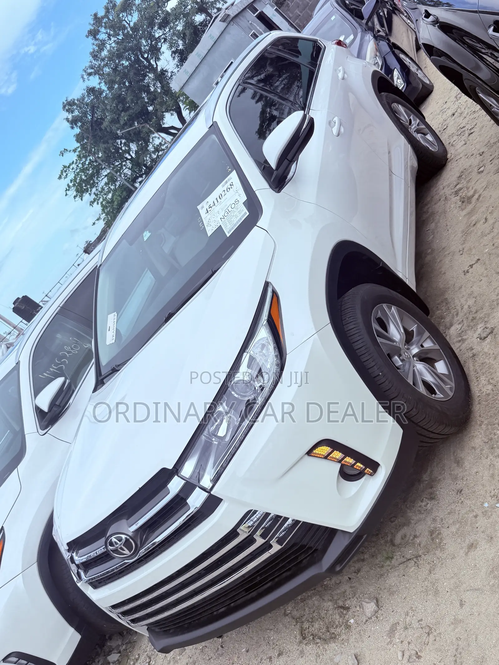Toyota Highlander XLE 4dr SUV AWD (3.5L 6cyl 6A) 2015 White