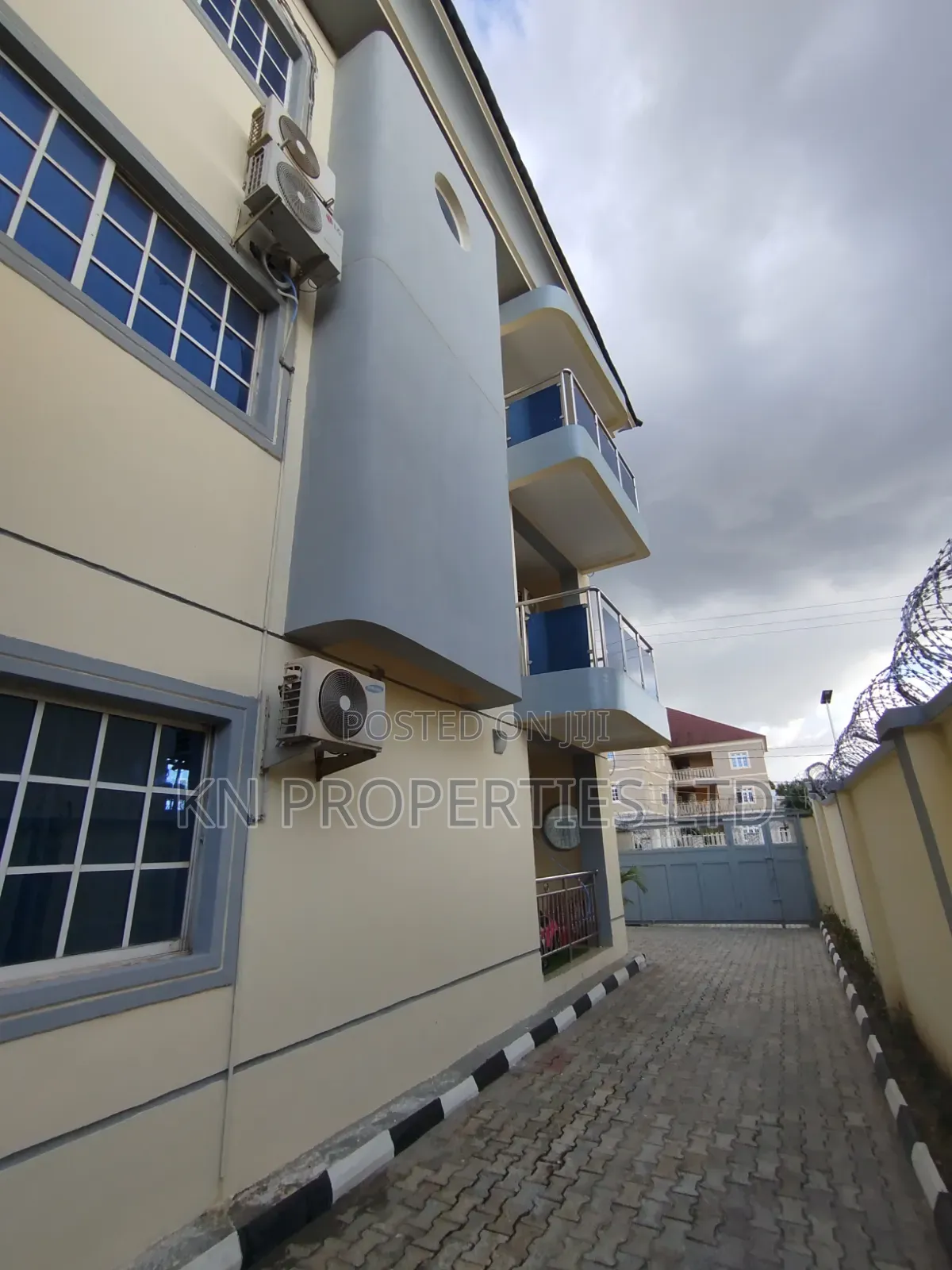3bdrm Block of Flats in Mabushi for rent