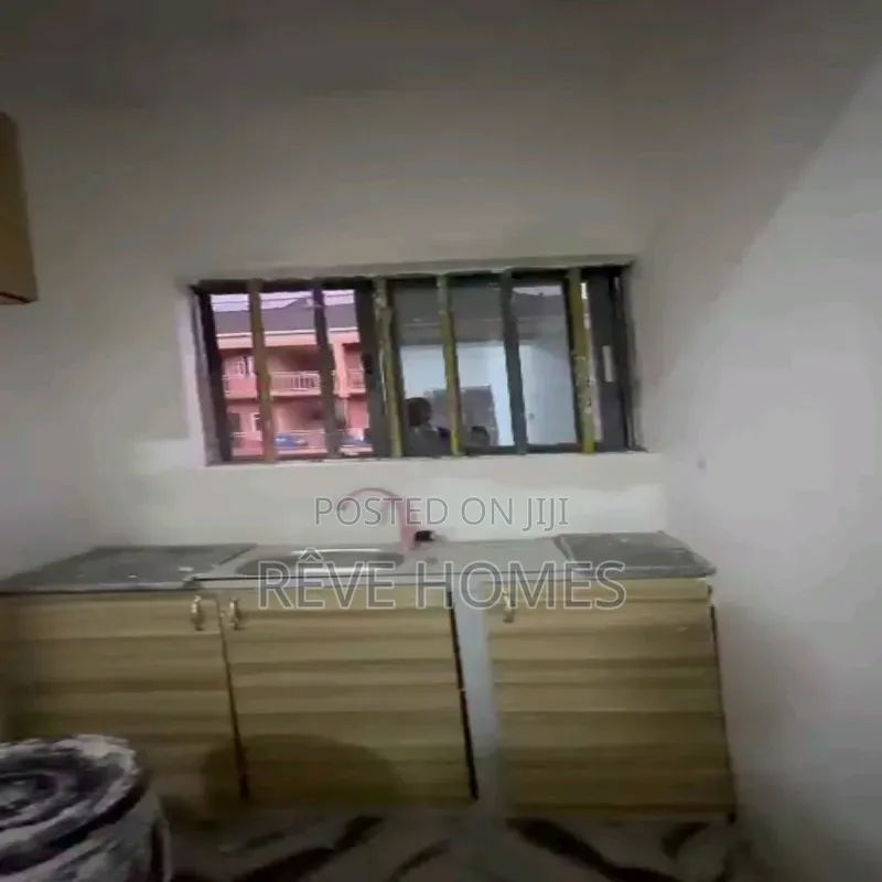 Studio Apartment in Shomolu / Shomolu for rent