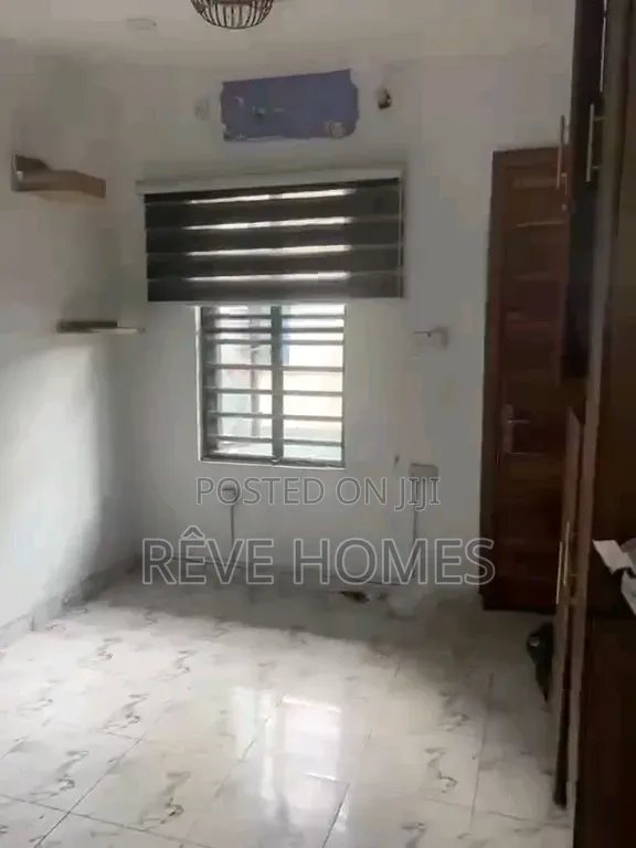 Studio Apartment in Akoka for rent