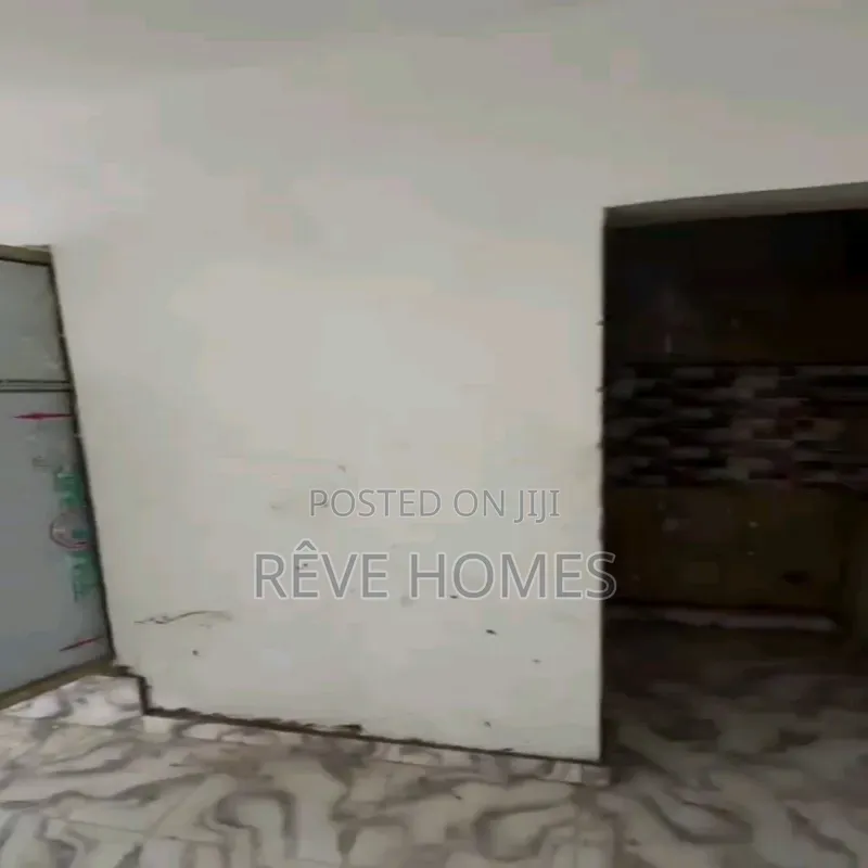 Studio Apartment in Shomolu / Shomolu for rent