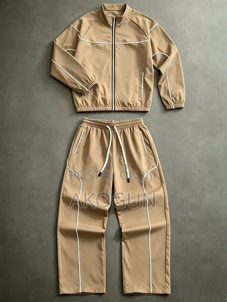 Unisex 2-Piece Tracksuit Set – Stylish Jacket Joggers Dee