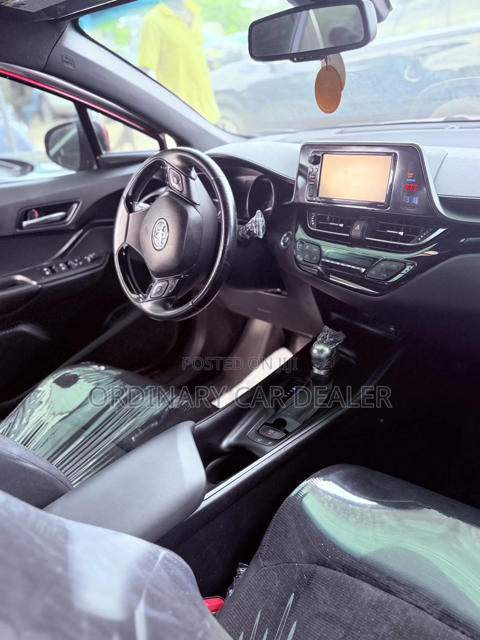 Toyota C-HR XLE Prermium FWD (2.0L 4cyl 2AM) 2018 Red