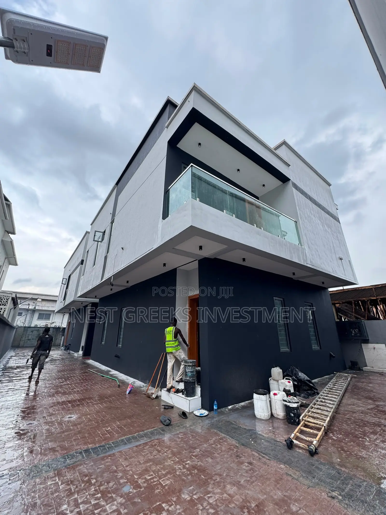 4bdrm Duplex in Surulere for sale