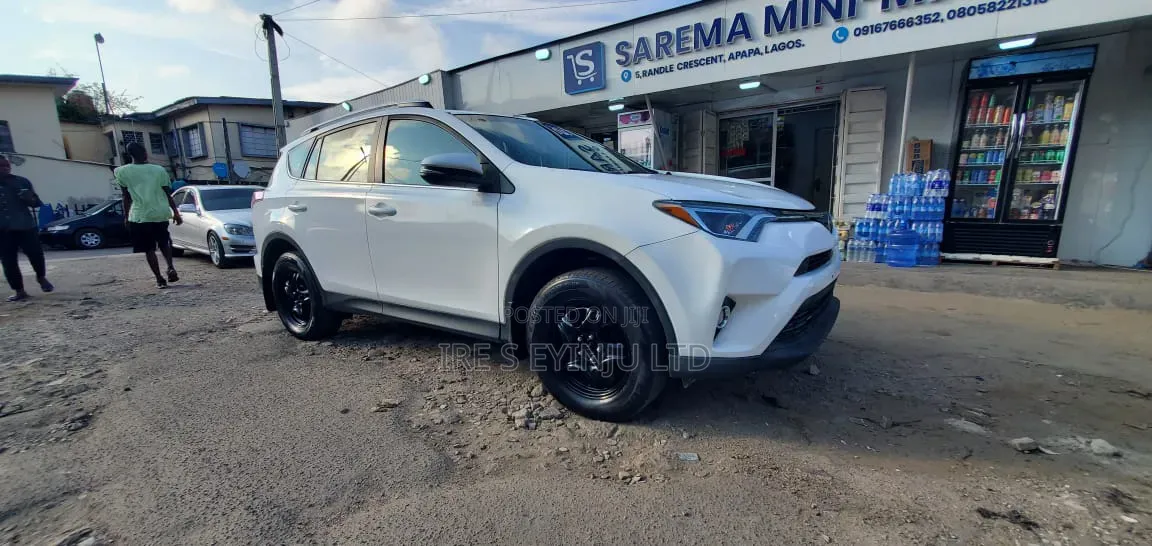 Toyota RAV4 2015 White