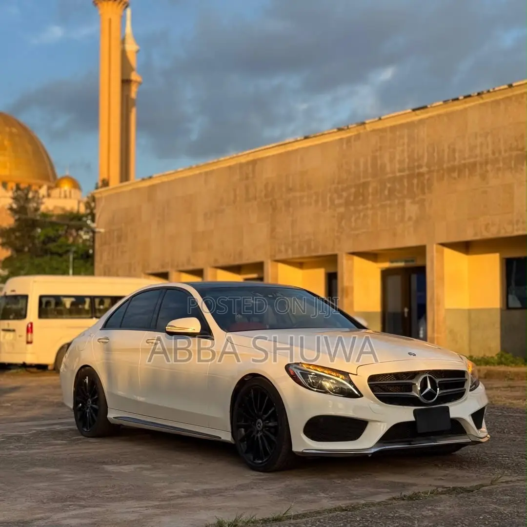 Mercedes-Benz C400 4Matic AWD Sedan (3.0L V6 7A) 2015 White