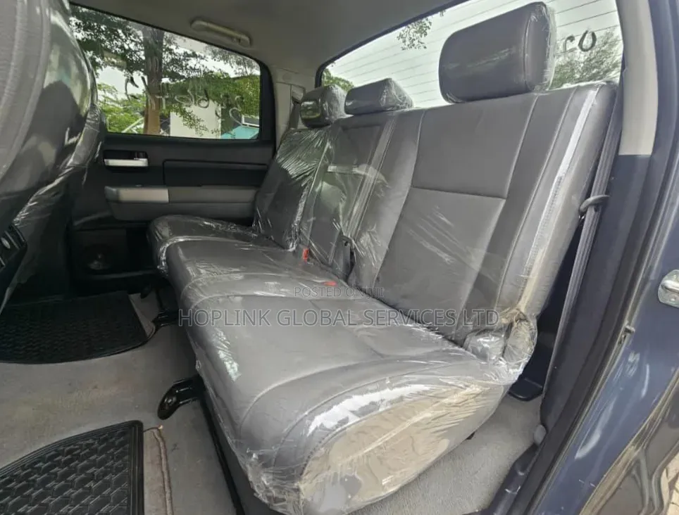 Toyota Tundra 2013 Blue