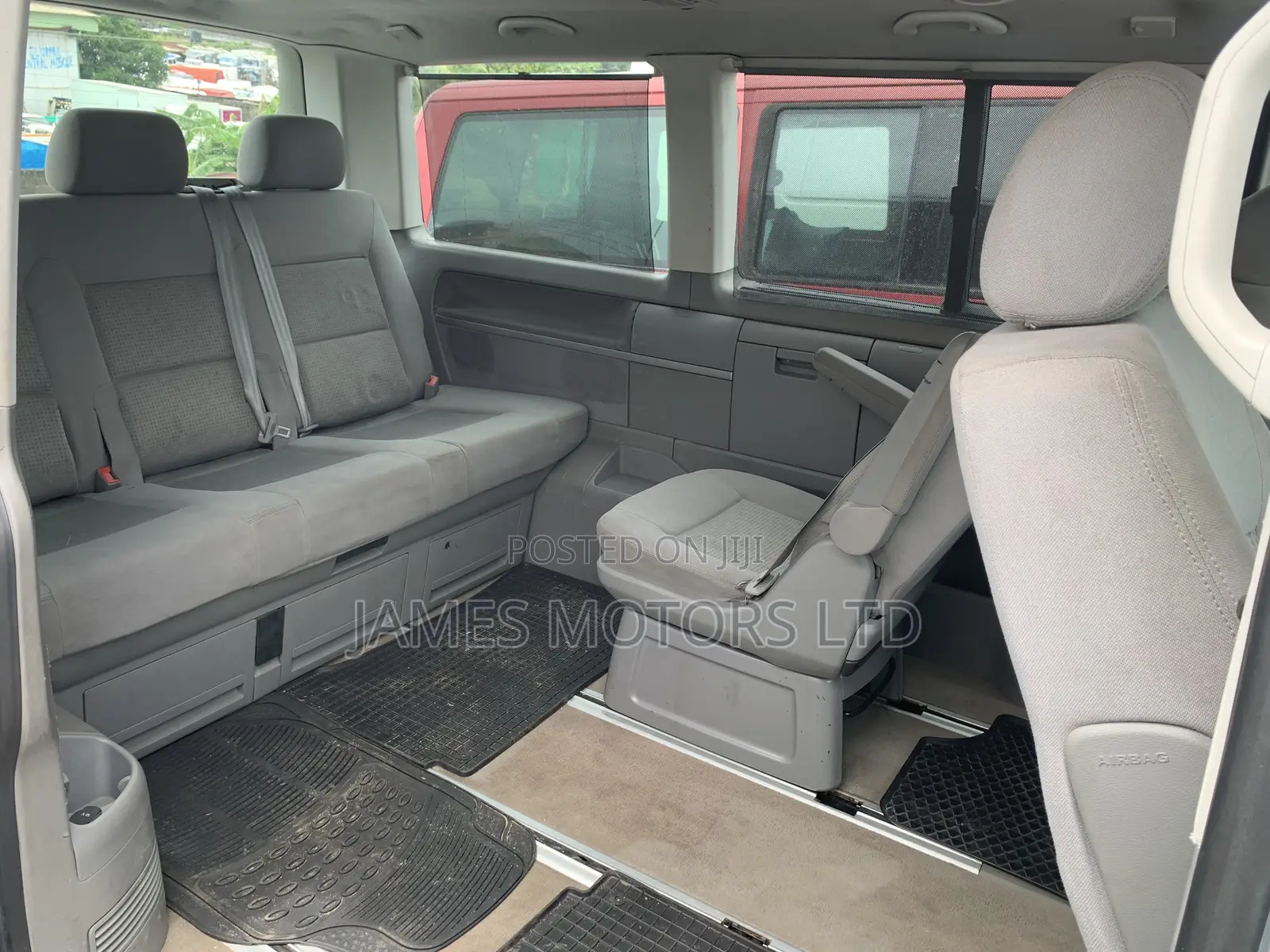 Volkswagen Transporter 2014 Silver
