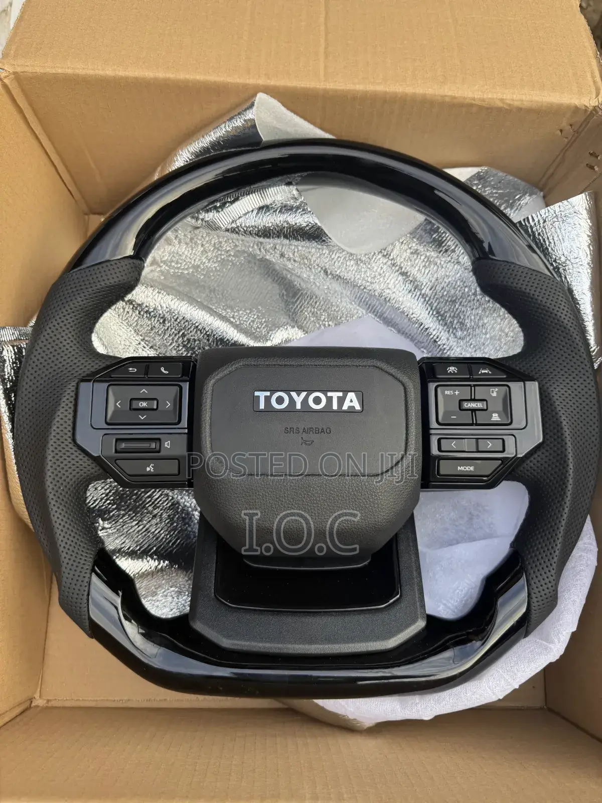 Upgrade Steering Wheel for Toyota Tacoma,Tundra,hillux,sequer,prado