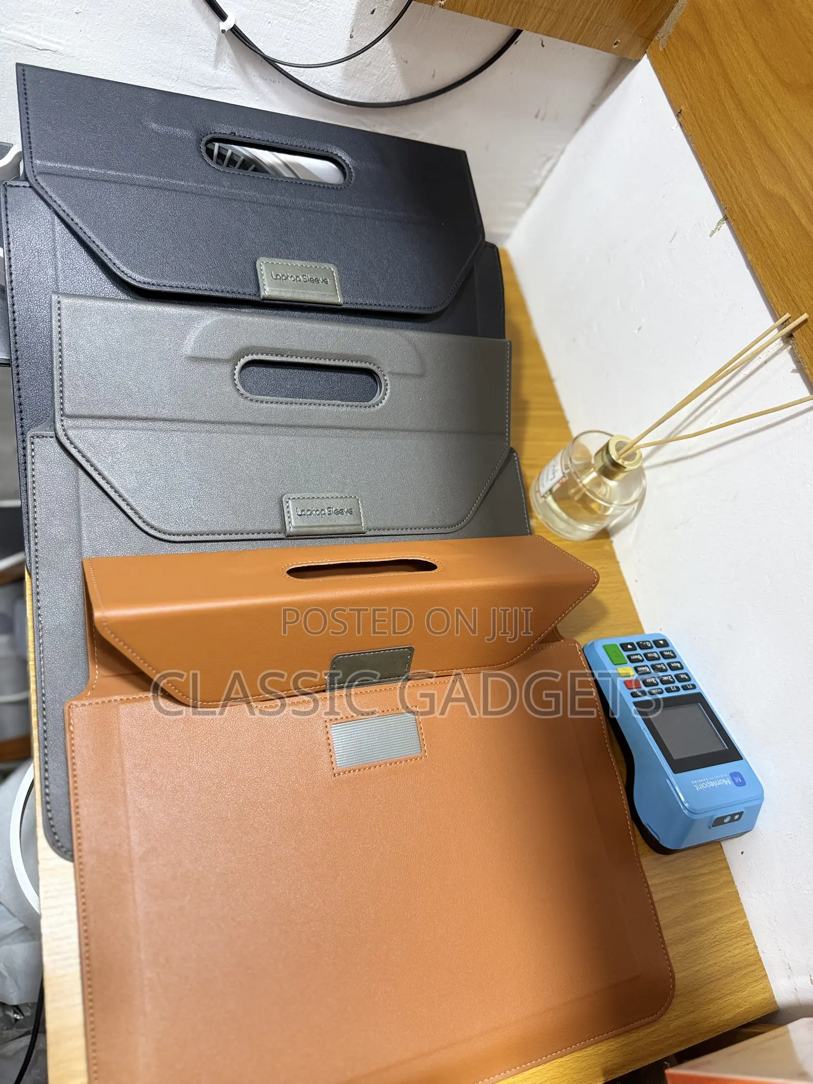 Pu Leather Laptop Sleeves With Stand for 14/13 Inches Laptop