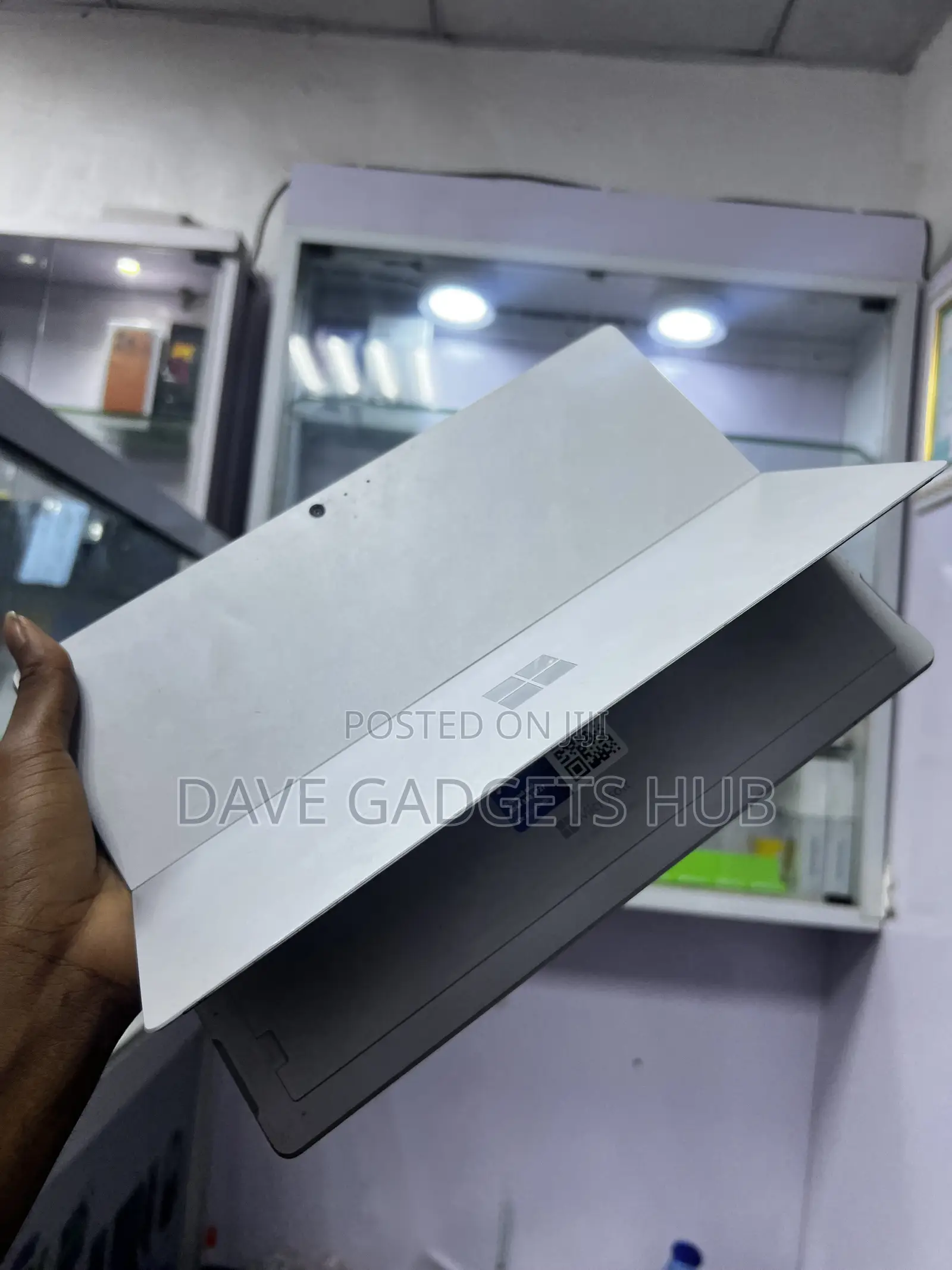 Microsoft Surface Pro 4 128 GB Gray