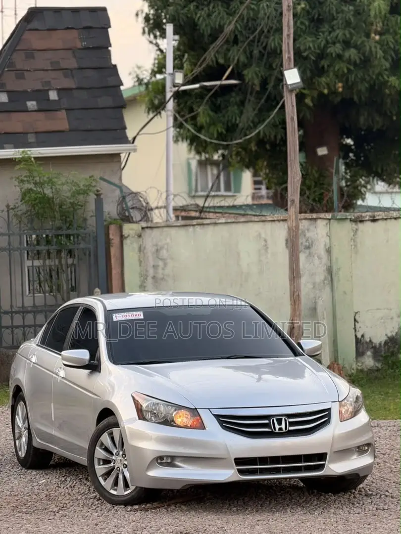 Honda Accord 2009 Silver