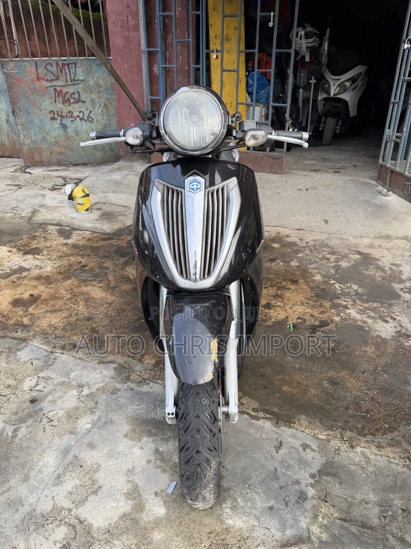 Piaggio Scooter 2010 Black