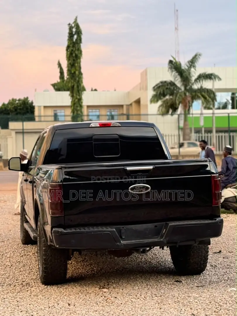 Ford F-150 2015 Black
