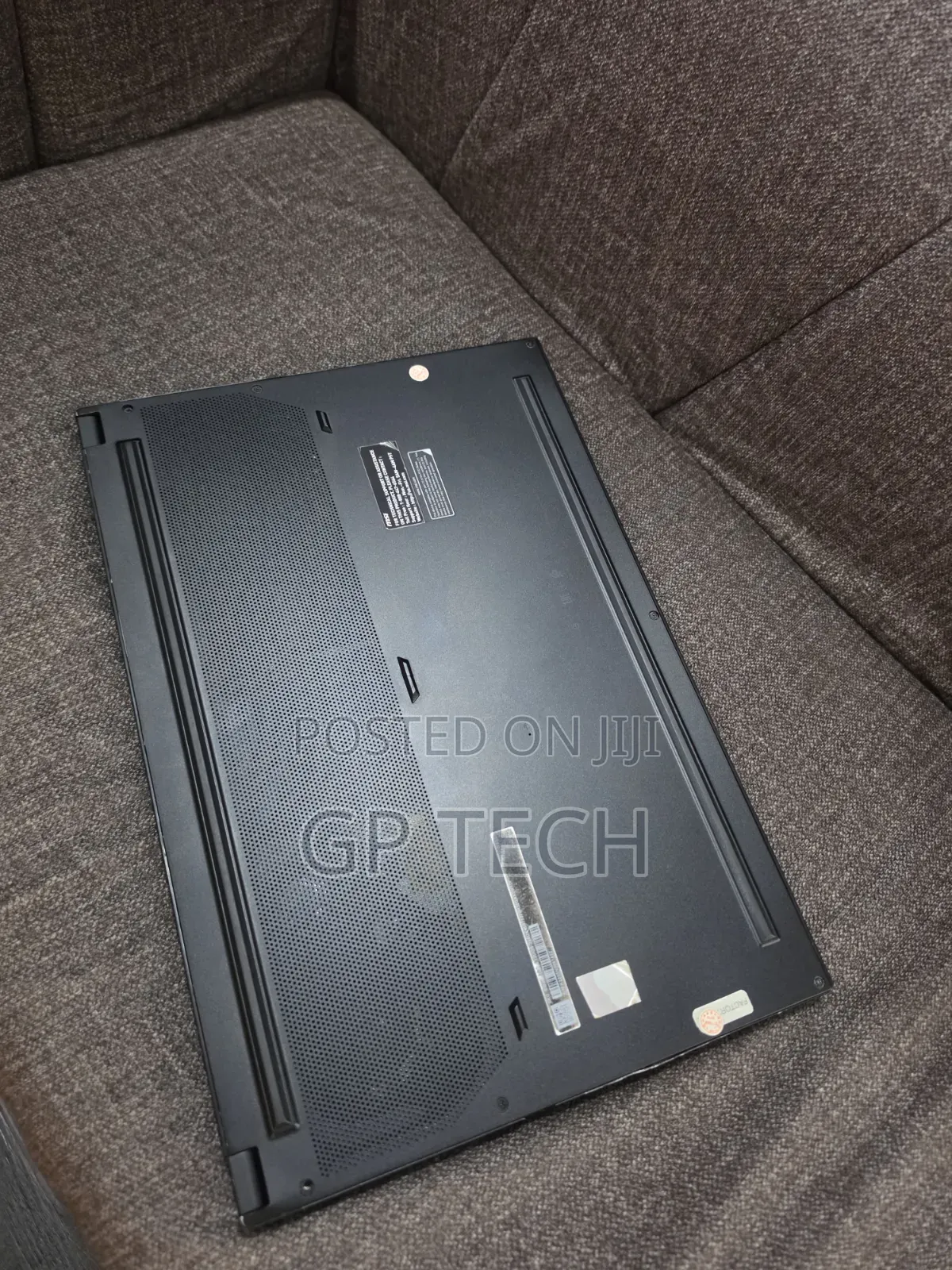 Laptop MSI GS66 Stealth 12UHS 32GB Intel Core i7 SSD 512GB