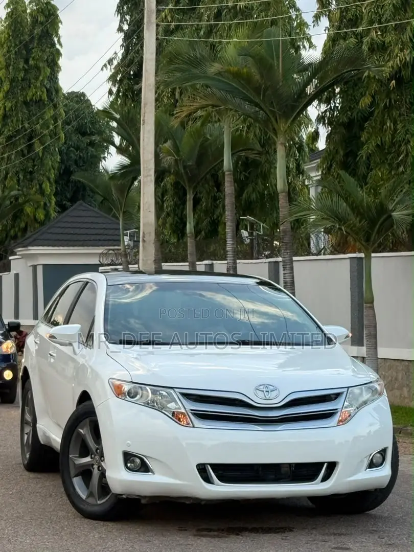 Toyota Venza 2011 White