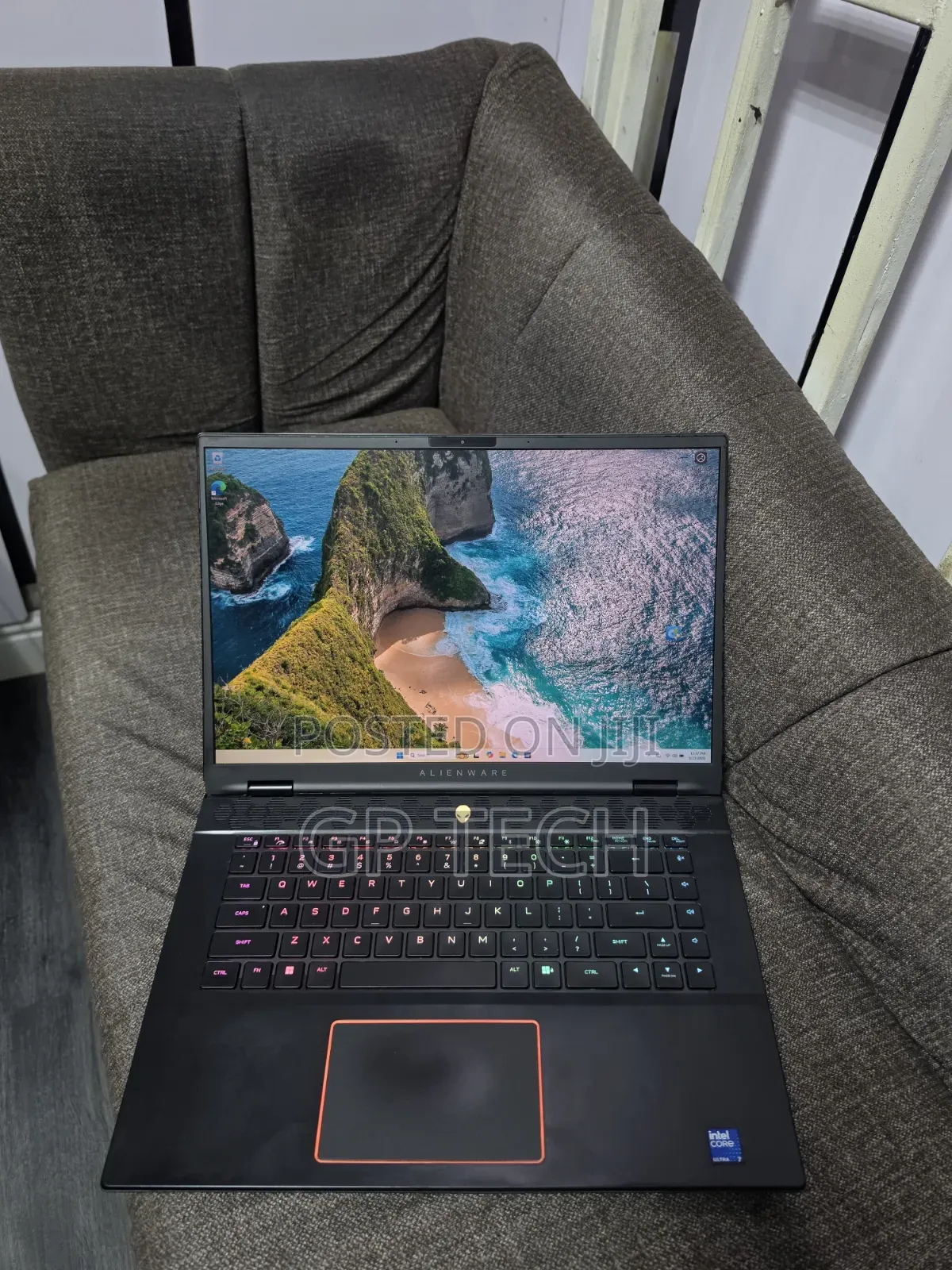 Laptop Alienware M16 R2 16GB Intel Core Ultra 7 SSD 1T