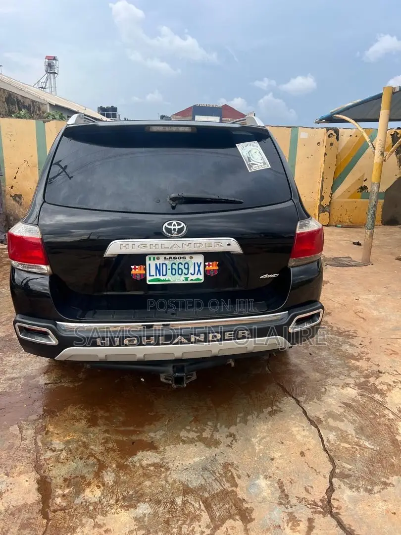 Toyota Highlander Limited 2012 Black