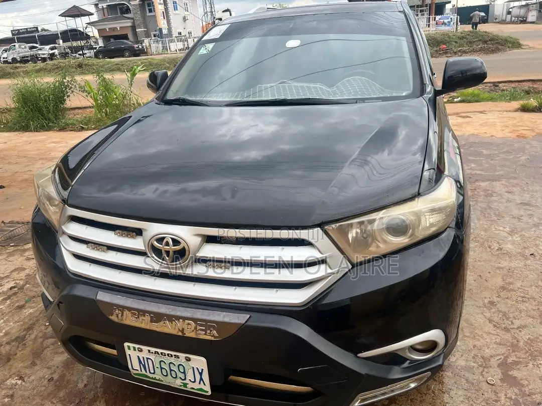 Toyota Highlander Limited 2012 Black