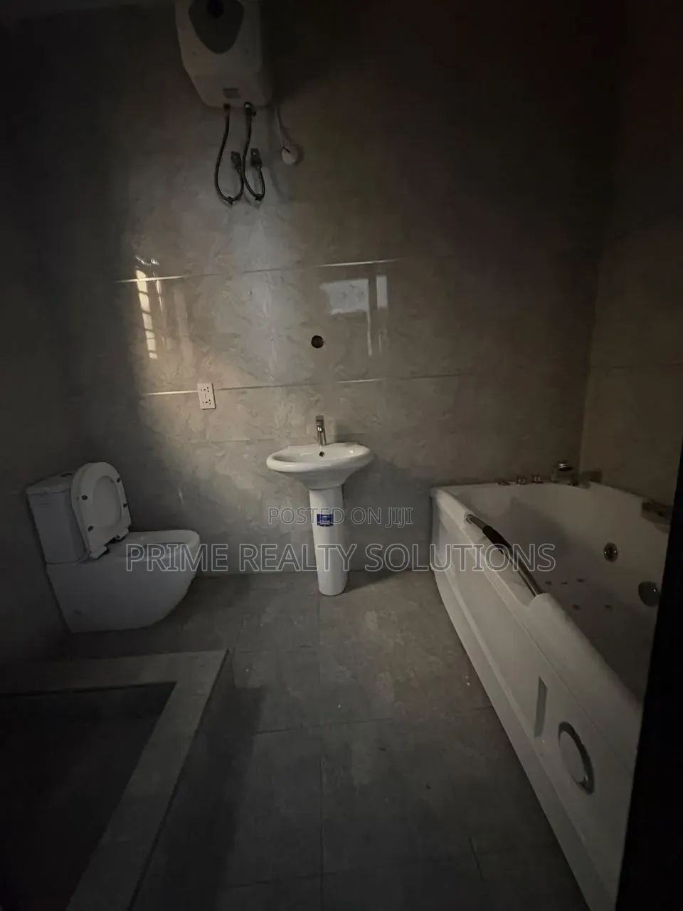1bdrm Shared Apartment in Ologolo for rent