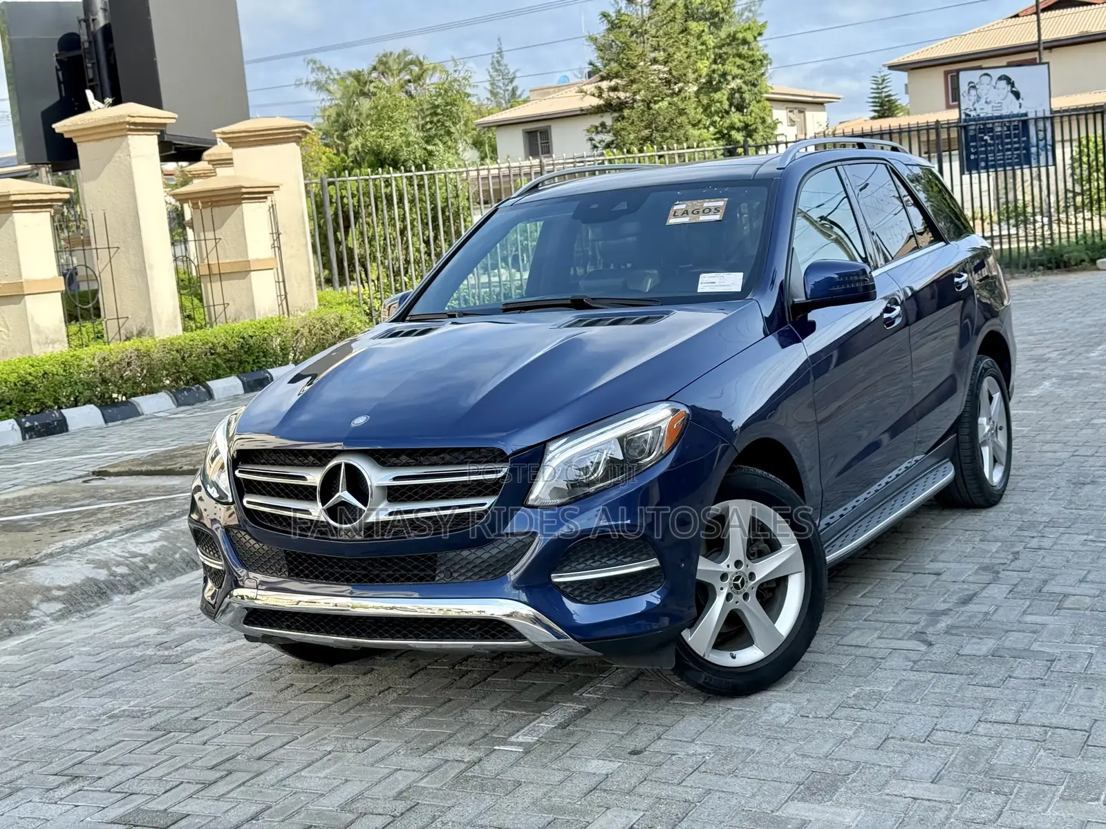 Mercedes-Benz GLE-Class GLE 350 2018 Blue